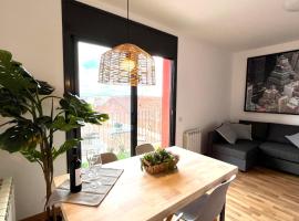 APARTAMENTO CON TERRAZA BY PRESTIGI，位于特拉萨的酒店