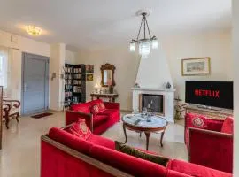 3BDR Sunny Apartment, Corfu Town