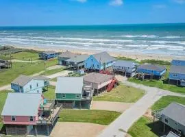 Private beach access -360 Water Views - Upscale home - Second Row