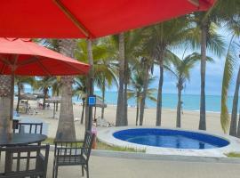 Punta Centinella Yacht Club，位于圣埃莱纳的酒店