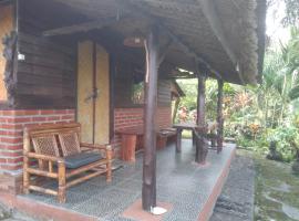 Bali Gems Cabin，位于塔巴南的露营地