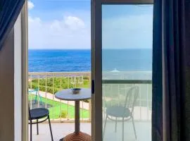 Sea And Sun Views 2bd Apt Marsalforn Gozo - Happy Rentals