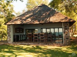 Masumu River Lodge，位于Binga的山林小屋