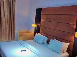 Axor Hotel & Suites，位于莱基的酒店