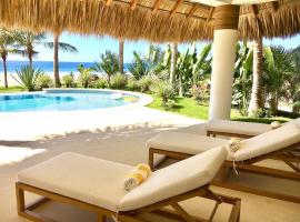 Casa Mona - Beachfront Luxury Villa，位于埃斯孔迪多港的酒店