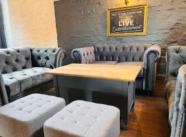 The Unicorn Hotel，位于萨默顿的酒店