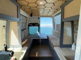 ALvanTURE Premium Camper，位于地拉那的露营地