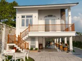 Green Villa - Ngôi Nhà Chung
