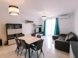 Spacious 3 bedroom in Sliema!