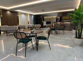 لؤلؤ بارك للشقق المخدومة，位于阿尔阿尔的酒店