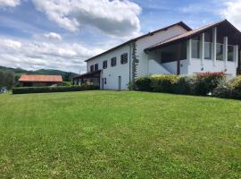 Gîte Etcharnia，位于Larceveau-Arros-Cibits的酒店