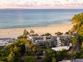 Netanya Noosa - Beachfront Resort，位于努萨角努萨游客服务中心附近的酒店