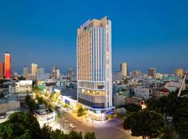 G8 Luxury Hotel and Spa Da Nang，位于岘港共市场附近的酒店