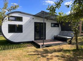 Tinyhouse Friesland，位于Houtigehage的度假屋