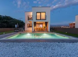 Brand new Villa 'Maslina' with Pool