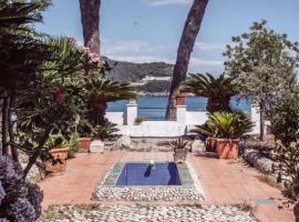 In Vacanza a Gaeta - Villa Matilde，位于加埃塔的酒店