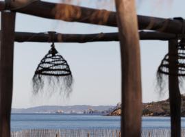 Le Domaine de la mer - Appartements de plage dans un cadre enchanteur，位于耶尔的酒店