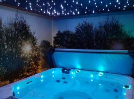 Drents Genieten - Dopheide met privé jacuzzi en sauna，位于Erm的Spa酒店