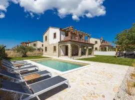 Gorgeous Home In Cabrunici With Wifi