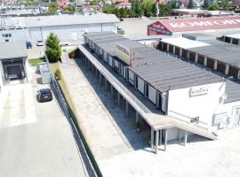 Motel Korona，位于扎莫希奇的酒店