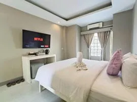 The Guest Chang Moi Boutique Hotel