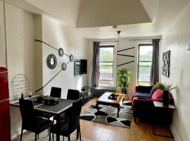 Walk everywhere! Stylish downtown Albany 2BR，位于奥尔巴尼的公寓