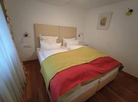 Room in Guest room - Pension Forelle - Suite，位于福尔巴赫的旅馆