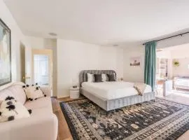 Airway to Heaven - Joshua Tree Home w Cowboy Tub