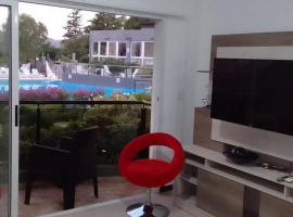 Departamento de 2 habitaciones en Complejo Veneto Village de Villa Carlos Paz，位于维拉帕尔克西基曼的酒店