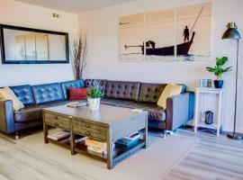 Bethany Ocean View Condo by the sea 1st of 2，位于欧申维尤的酒店