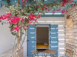 Aliki Maisonette by the beach