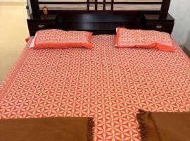 SRIRAM HOMESTAY 01 KM to SRI RAM MANDIR，位于Ayodhya的酒店