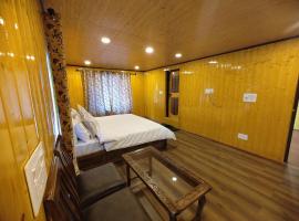 Seven Star Resort Pahalgam Operated By Zaara Resorts，位于帕哈尔加姆的酒店