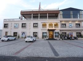 Hotel Yashraj Paradise，位于Akolia的酒店