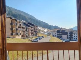 Appartement Lélex vue sur les pistes，位于雷莱克斯的酒店