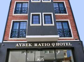 Aybek Ratio Hotel，位于恰纳卡莱的带停车场的酒店