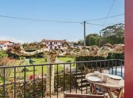 A Guéthary 300 m des plages dans un quartier calme