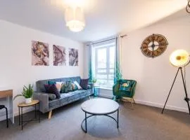 Coventry Russel House Stylish 1 Bedroom Apartment with Free Parking