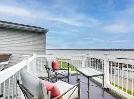 Waterfront Buckeye Lake House: Deck + Views!