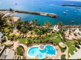 Penthouse Montemarina primera línea Anfi del Mar，位于莫甘的酒店