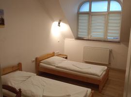 Euro Apartman，位于德布勒森的酒店