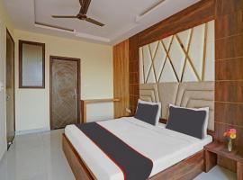 Capital O Mt Corporate Stays Near Iskcon Temple Noida，位于Indirapuram的酒店
