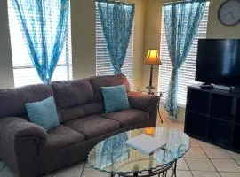 South Padre Island condo is walking distance to the beach, Sleeps 6, Third Floor, 2024 Traveler Award, winter rates