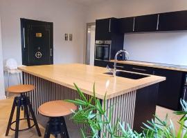 Luxurious Apartment In Aalborg City, Free Parking，位于奥尔堡的酒店