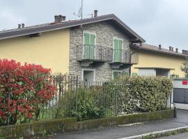 Park 20 Guest House，位于阿扎泰的酒店