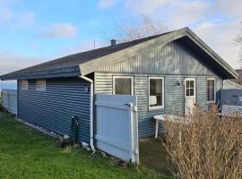 Bo i vandkanten på Avernakø，位于福堡的乡村别墅