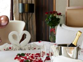 格但斯克希尔顿酒店，位于格但斯克的酒店