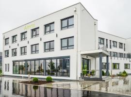 阿米加尼酒店，位于阿默湖畔因宁的酒店