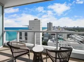 FontaineBleau Resort Balcony w Ocean + Bay View