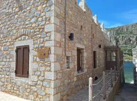 Perimenis Seaside House